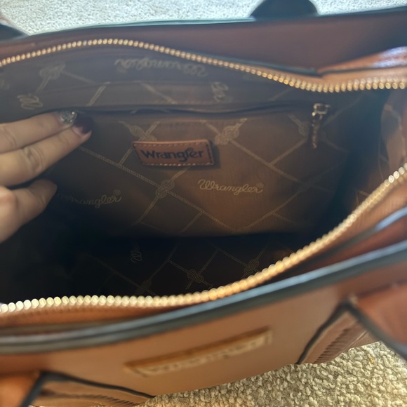 Wrangler Tan Crossbody and Tote Bag Set - Picture 5 of 5